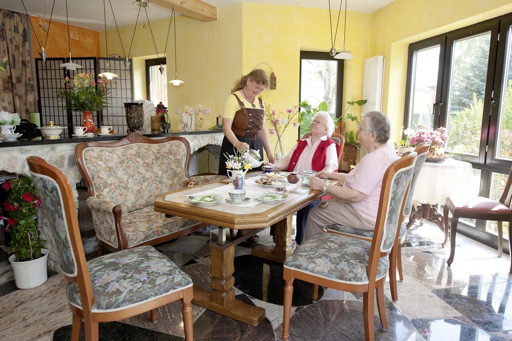 Landferienhaus Pension Erika Mühlhausen Habitación foto